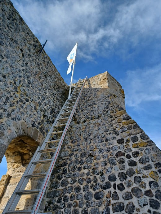 Montée du drapeau le 11.04.2024